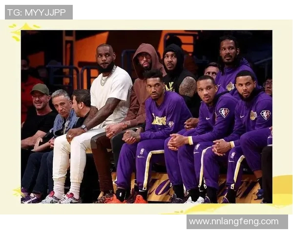 2006年NBA季后赛湖人与太阳的激烈对决回顾与精彩瞬间分析