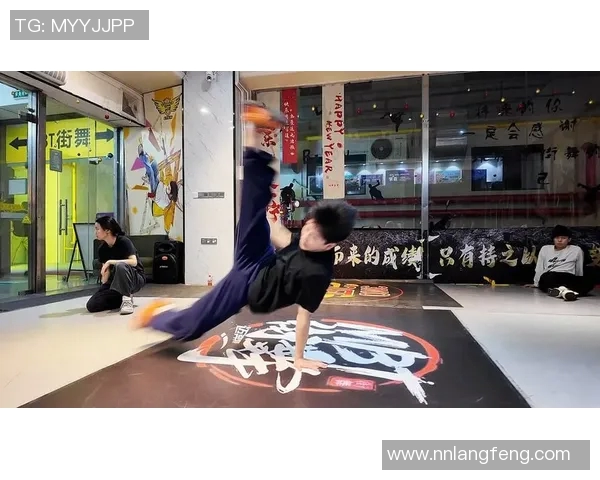 广州街舞队在攀岩联赛中的技术表现分析与精彩瞬间回顾