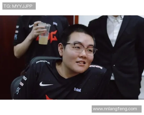 职业联赛分析：JDG在耐力赛中的卓越表现与战术解析