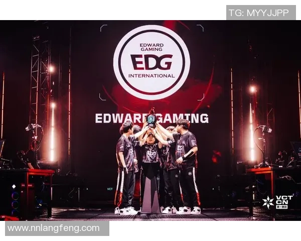 CSGO战术分析：深入探讨EDG在阵地战中的策略与执行